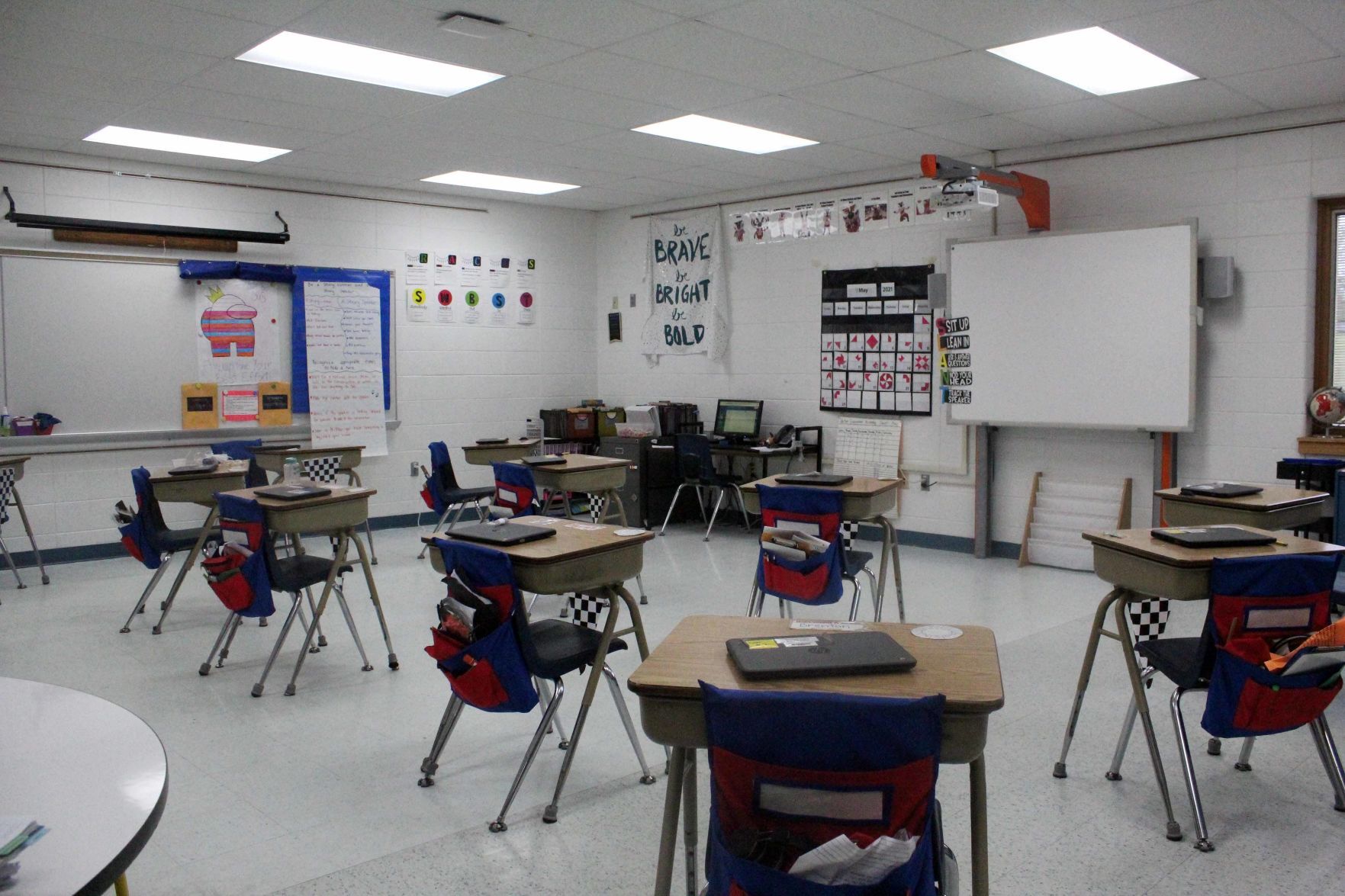 Neenah Creek classroom
